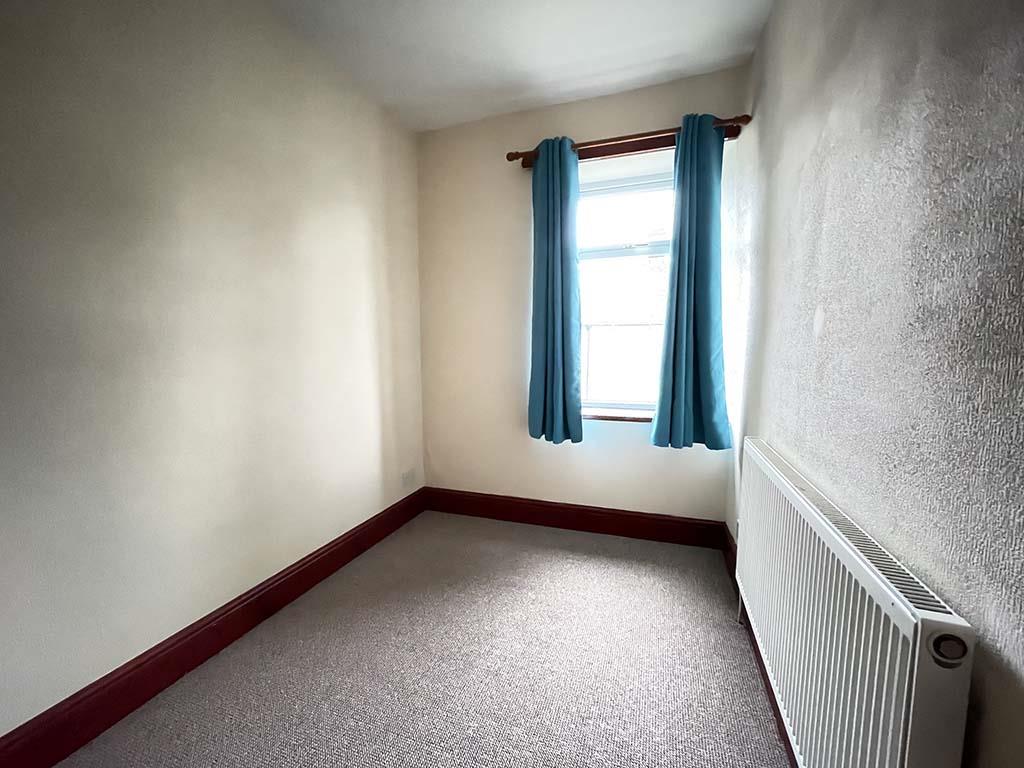3 bedroom terraced house Let Agreed in Barnoldswick - IMG_8328.jpg